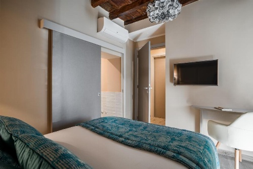 Reginella Suites image 11